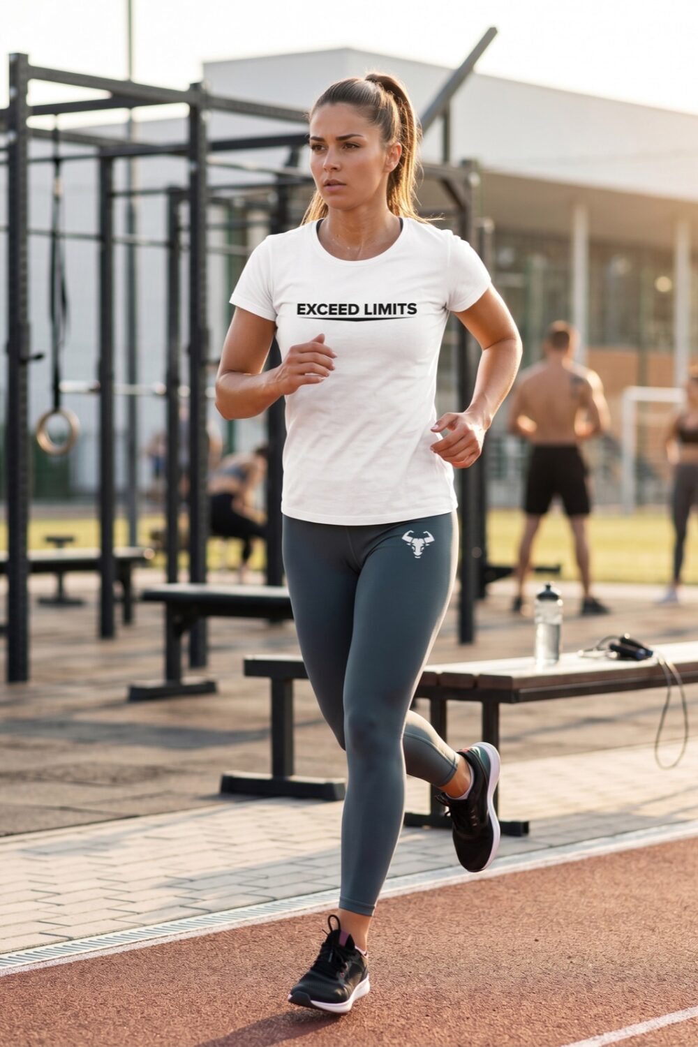 bold-statement-tee-damen Weiß
